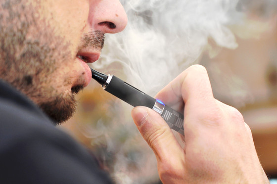 Electronic Cigarette Electronic Cigarette